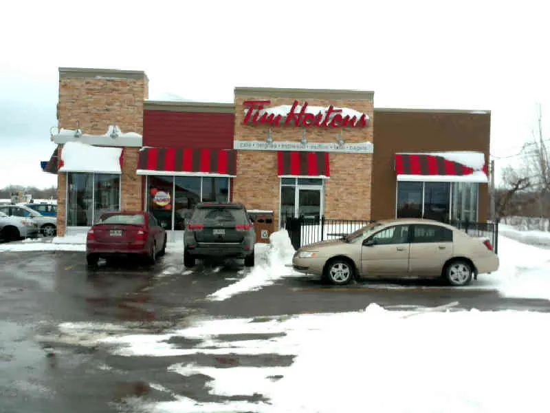 Tim Hortons at 1440, Boulevard St Laurent Est, Louiseville