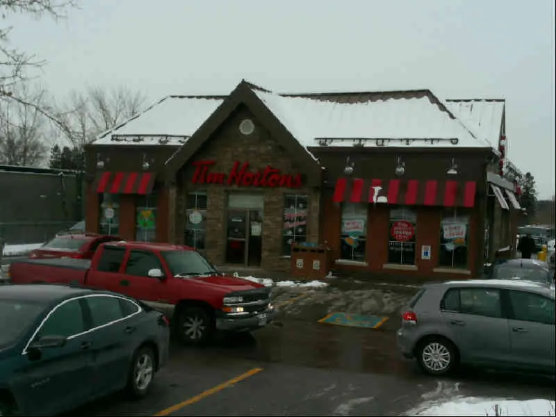 Tim Hortons at 1818 Dundas Street East, Whitby