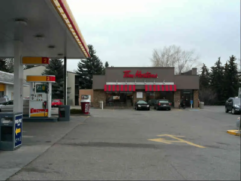 Tim Hortons at 1820B Uxbridge Rd Nw, Calgary
