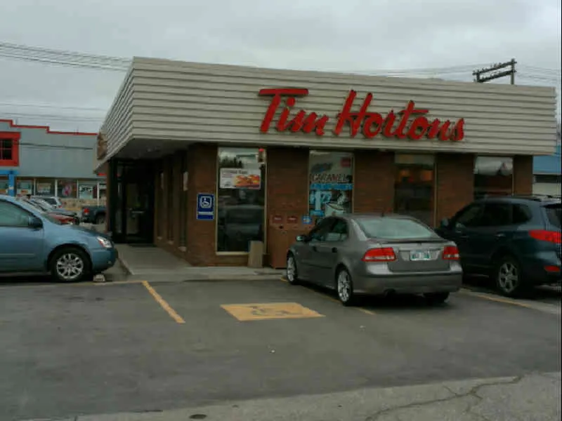 Tim Hortons at 1877 Portage Avenue, Winnipeg