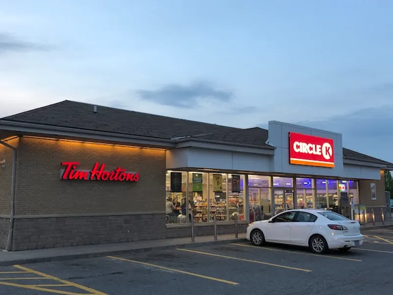 Tim Hortons at 1990 Steeles Avenue West, Brampton