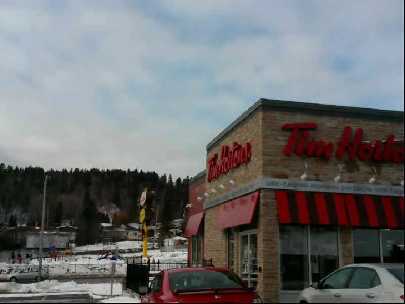 Tim Hortons at 2075, Tadoussac, Chicoutimi