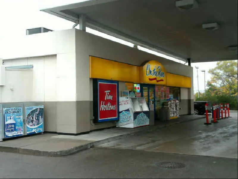 Tim Hortons at 2471 Barton St E, Hamilton