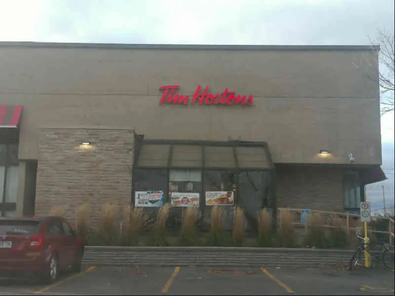 Tim Hortons at 2836, Chemin Chambly, Longueuil