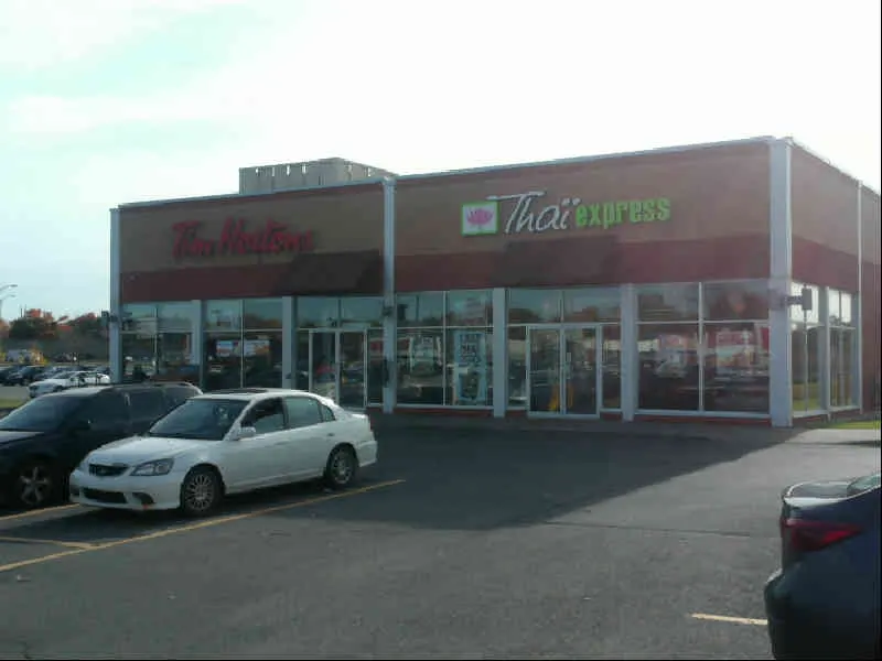 Tim Hortons at 2912, Rue De Salaberry, Montreal