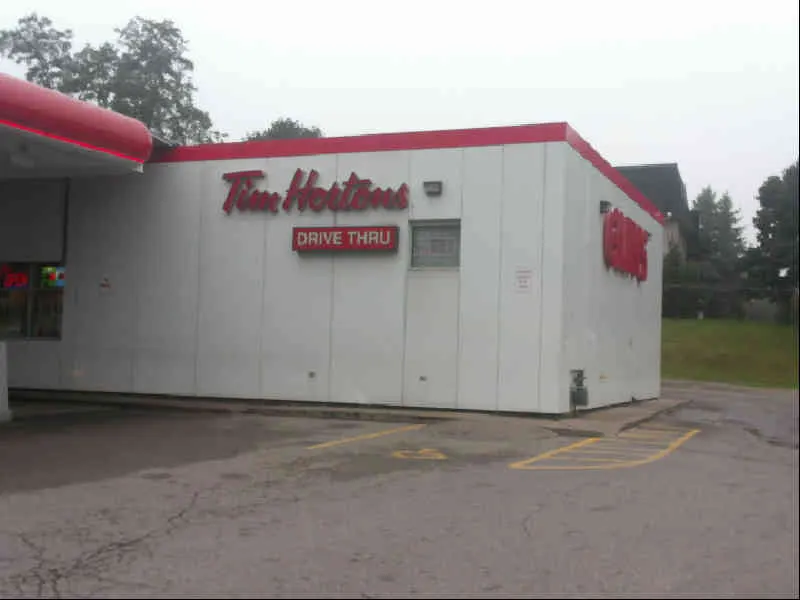 Tim Hortons at 300 St Andrews Drive, Cambridge