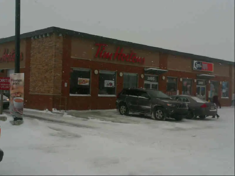 Tim Hortons at 3895, Rue Des Mouettes, Jonquiere
