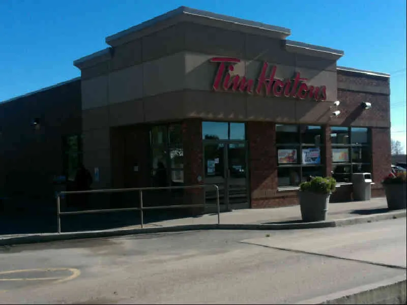 Tim Hortons at 390-398 Cumberland St North, Thunder Bay