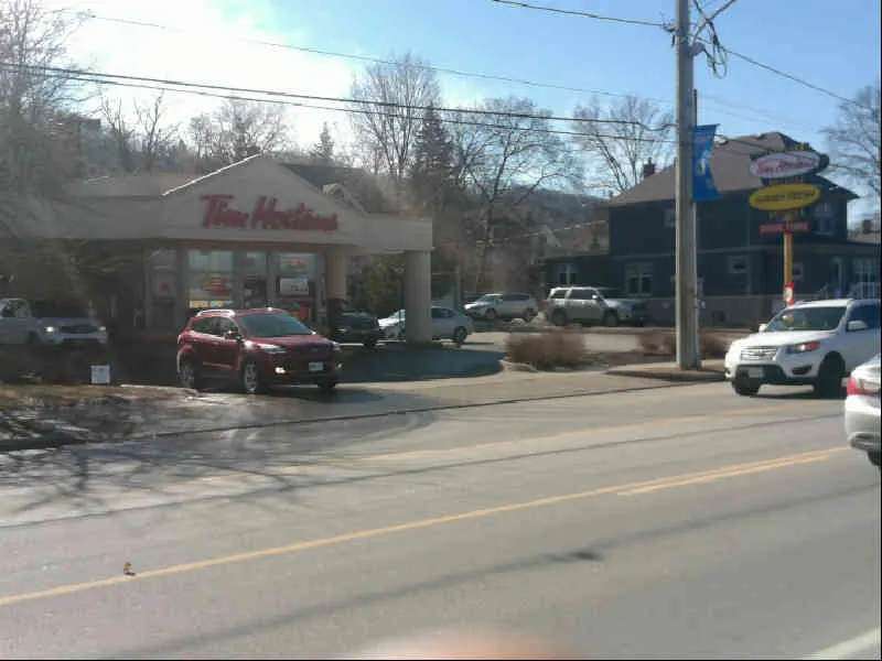 Tim Hortons at 5 Livingston Avenue, Grimsby