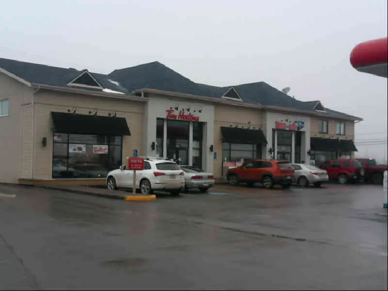Tim Hortons at 617, Boul. De L'Industrie, Saint-Paul