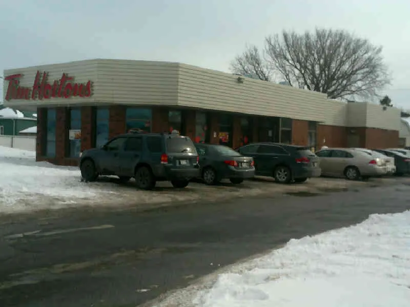 Tim Hortons at 695, Av. Du Phare, Matane