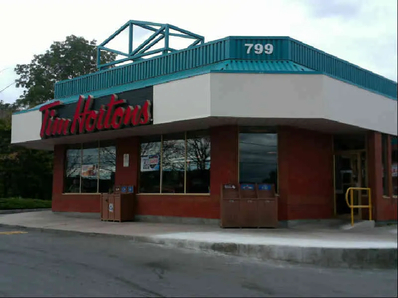 Tim Hortons at 799 Dundas St E, Mississauga
